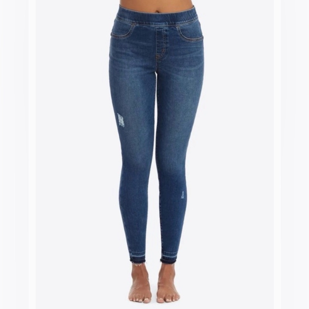 SPANX Dark Blue Denim Distressed Skinny Jeans | Pull-on | EUC | Size Small
